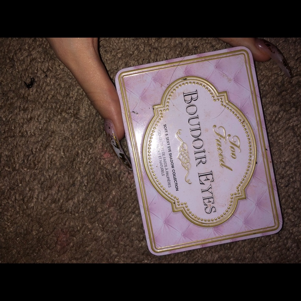 Too Faced Boudoir Eyes eyeshadow palette